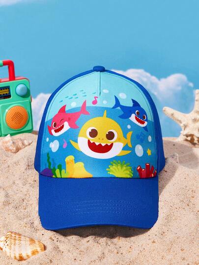 BABY SHARK X SHEIN Mũ lưỡi trai chống nắng màu xanh hoạt hình dễ thương phiên bản nâng cấp dành cho trẻ em trai, thoáng khí, mềm mại, thoải mái, phù hợp cho du lịch và các hoạt động ngoài trời, họa tiết đại dương và cá độc quyền.