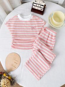 Emery Rose Kids Bộ 2 món áo thun cổ tròn xếp ly kẻ sọc dáng casual cho bé gái, gồm áo thun và quần. - Nhiều màu - Xem 5