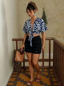 Levarali Plus Size Women Geometric Pattern Front Tie Short Sleeve Cropped Shirt - Multicolor - View 4