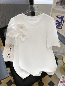 Airaco Plus Size Summer Casual 3D Floral Decor Round Neck Short Sleeve T-Shirt - White - View 8