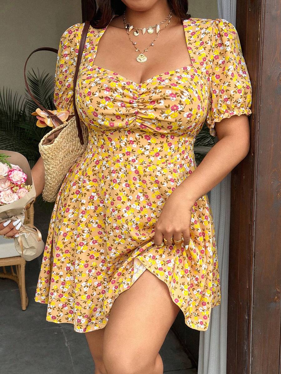 Sunnyshic Đầm mini dáng ôm eo họa tiết hoa, cổ tim, tay ngắn, cỡ lớn, thích hợp cho kỳ nghỉ. - Nhiều màu - Xem 1