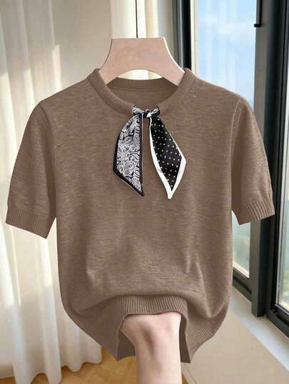 Franclia New Spring/Summer Casual Minimalist Round Neck Half Sleeve Basic Tee, Featuring Paisley, Polka Dot Patchwork, French Elegant Style, Cropped Silhouette, Optimized Proportions, Suitable For Dresses Or Pants, Relaxed Casual Vibe, High Waistline, Contrast Ribbed Trim At Sleeve Cuffs And Neckline