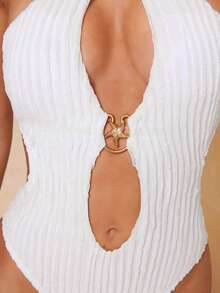 Lumalex 女士连体泳衣，配有海洋主题金属配饰 - 白色 - 查看 13