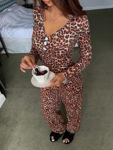 Napfluff Women's Casual Leopard Print V-Neck Fitted Long Sleeve Pajama Set - Multicolor - View 7