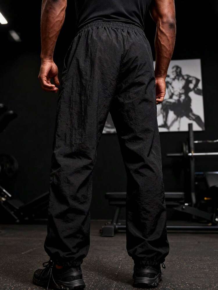 GymBeat 男士哥特字母图案口袋休闲运动裤 - 黑色 - 查看 2