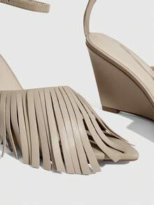 CUCCOO SZL Giày sandal cao gót đế xuồng thời trang thanh lịch dành cho nữ, có tua rua, thích hợp cho việc đi làm. - Màu be - Xem 6