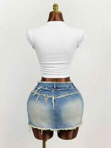 Mistrie Women's Pocket Button Frayed Hem Casual Versatile Date Outing Denim Mini Skirt - Blue - View 2