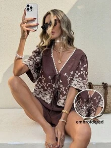 Serisse 女士V领系带花卉刺绣图案短袖上衣和短裤休闲日常套装 - 棕色 - 查看 7