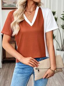 SHEIN LUNE 夏季新款撞色拼接V领短袖T恤 - 彩色 - 查看 3