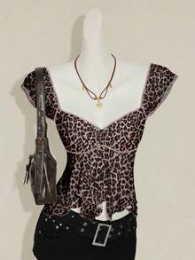 SHEIN ICON Camiseta elegante de manga corta con cuello en forma de corazón, dobladillo con volantes de doble capa y estampado de leopardo retro de punto, adecuada para uso casual en la calle, estilo chic, Y2K primavera - Multicolor - Ver 9