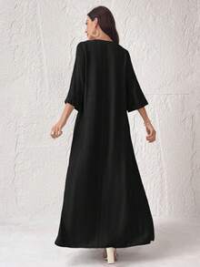 Al Najma Vestido de mujer de unicolor con cuello redondo, manga 3/4 y diseño de botones en estilo árabe - Negro - Ver 2