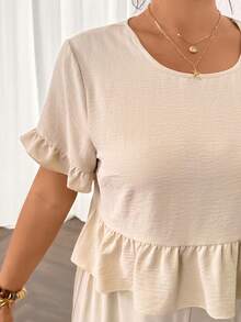 SHEIN Frenchy 大码休闲纯色荷叶边衬衫和裤子两件套 - 杏色 - 查看 2