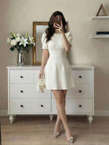 Modelyn Đầm ngắn mùa hè dáng suông tay cánh hoa màu trơn cho nữ, cổ đứng, thắt eo, kiểu dáng thường ngày. - Vàng nhạt - Xem 2
