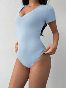 SHEIN BASICS 女士休闲纯色V领短袖修身连体衣 - 藍色 - 查看 4