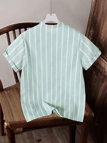SHEIN 1件青少年男童立领休闲条纹短袖衬衫，面料柔软舒适，适合春夏穿着，户外、上学、拍照等场合，百搭实用，畅销青少年男童蓝白条纹休闲衬衫 - 綠色 - 查看 2