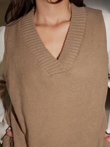 Bris Aura 開衩高低下擺毛衣背心無襯衫 - 卡其色 - 查看 5