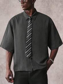 Manfinity Hypemode Men's Striped Short Sleeve Single-Breasted Casual Commuter Shirt - Black - View 3