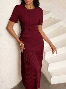 Modelyn Women's Elegant Pink Textured Short Sleeve Jacket And Pleated Skirt 2 Pieces Set - Burgundy - View 4