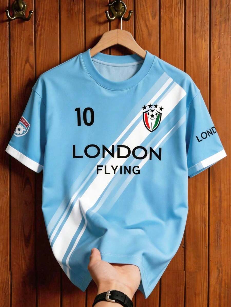 Manfinity Campus Court 男士夏季街头美式运动风休闲经典天蓝色搭配动感渐变白色条纹设计时尚足球球衣T恤