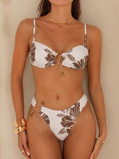 Swim Chiccia Conjunto de bikini geométrico con decoración de acrílico y metal, elegante y romántico para vacaciones en la isla