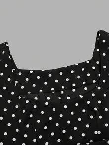 Olithes 女士优雅法式2026春夏度假及日常波点方领A字短裙 - 黑與白 - 查看 3