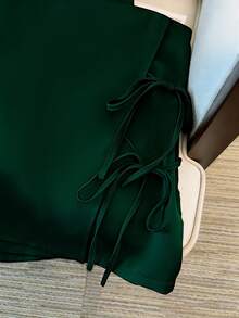 GlowEve CURVE Bộ đồ 2 mảnh dành cho nữ cỡ lớn, màu trơn, kiểu áo vest buộc dây phía trước và quần váy, phong cách thường ngày. - Màu xanh lá cây đậm - Xem 6