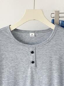 SHEIN 2 Stücke/Set modisches lässiges Outfit für Tween-Jungen, bestehend aus grauem Kurzarm-Top und retro-blau karierter, locker geschnittener Gerade-Hose, Lässig Kleidung - Blau - Übersicht 4