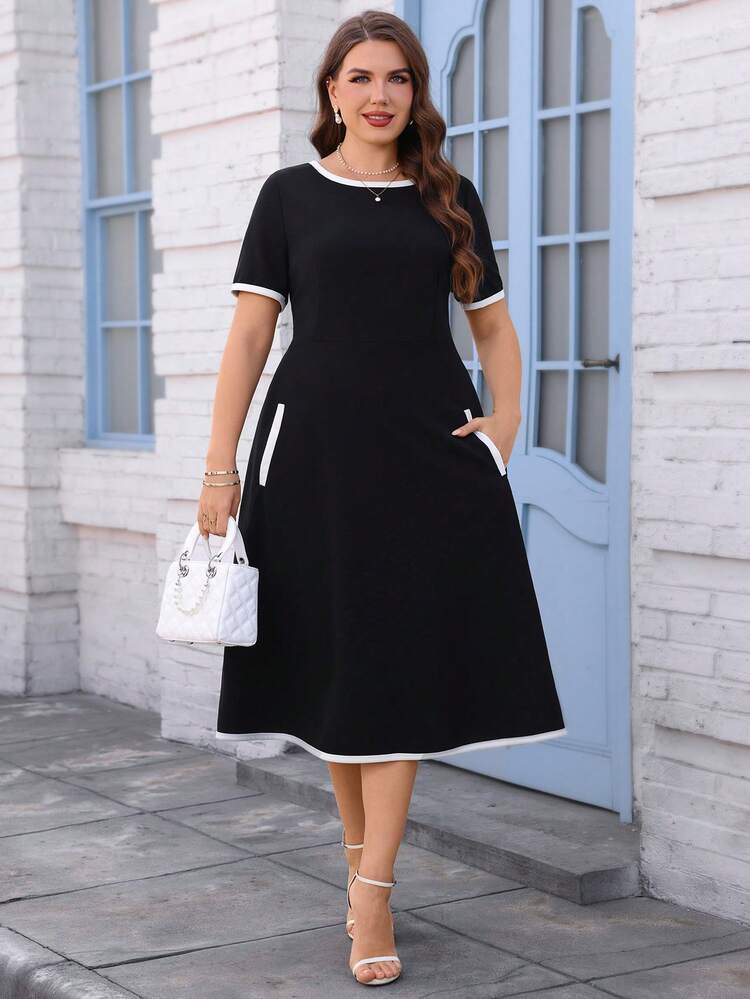 Plus Size Women Round Neck Contrast Trim Casual Vacation Dress