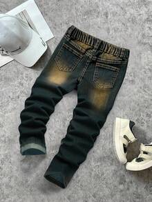 SHEIN Quần jeans skinny denim màu xanh đậm, chất liệu co giãn cao, phong cách đường phố vintage mùa thu đông dành cho bé trai. Sản phẩm mới, thích hợp cho mùa tựu trường, thời trang đường phố cho trẻ em và bé trai, quần jeans rách cho bé trai, quần jeans ống rộng cho bé trai, quần jeans cá tính cho bé trai. - Rửa tối - Xem 2