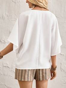 Breezaya 2026新款夏季度假风女装套装，宽松V领上衣，简约休闲蝙蝠袖衬衫，格子面料，高腰弹力短裤，两件套 - 彩色 - 查看 2