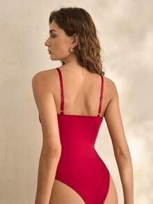 Charlaine Bộ đồ liền thân cổ chữ V xẻ sâu, phối ren và lưới màu đỏ tía, thiết kế thắt eo dành cho nữ. - Màu Đỏ Sâu - Xem 3