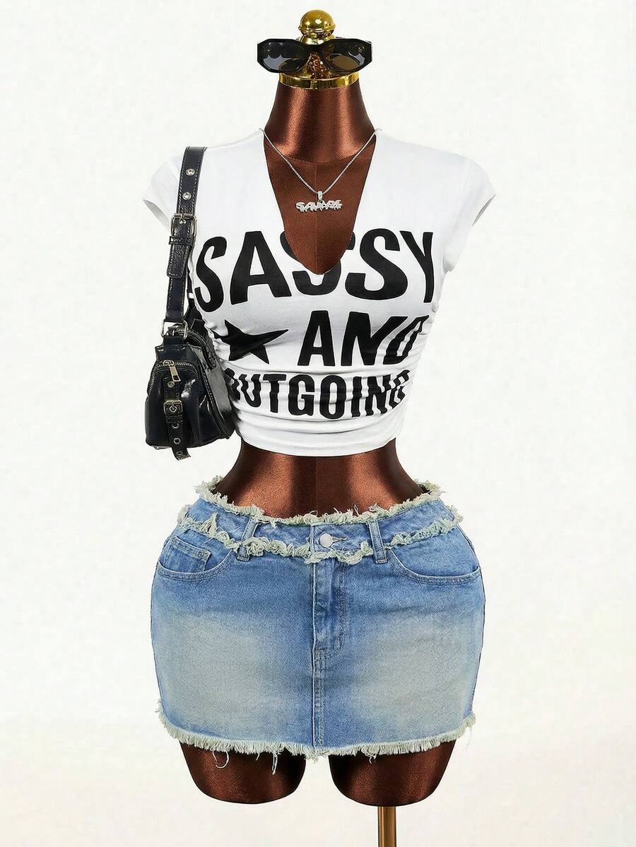 Mistrie Women's Pocket Button Frayed Hem Casual Versatile Date Outing Denim Mini Skirt - Blue - View 1