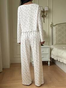 Livesso 2件套女士心形图案领休闲家居服套装，适合春、夏、秋、冬四季穿着。 - 白色 - 查看 2