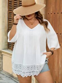 SHEIN CURVE+ Curve 尺码 US22 音乐节、海滨度假、波西米亚风女士夏季休闲/度假/工作 V 领撞色蕾丝褶皱下摆衬衫 - 白色 - 查看 8
