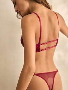 Charlaine 海军蓝刺绣花卉钢圈文胸和低腰透明丁字裤内衣套装 - 酒紅色 - 查看 3