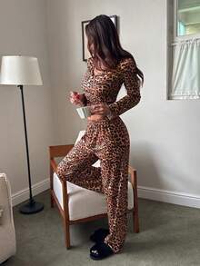 Napfluff Women's Casual Leopard Print V-Neck Fitted Long Sleeve Pajama Set - Multicolor - View 3