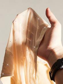 SHEIN ICON Áo liền thân tay dài trễ vai màu trơn đính đá cho nữ - Màu be - Xem 8