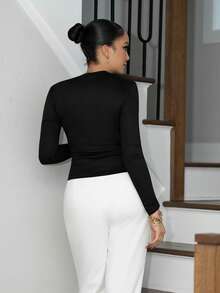 Melissa Matos ÁO THUN DÀI TAY SLIM FIT - màu đen - Xem 2