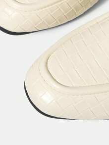MOTF PREMIUM NEW BEIGE FLAT BOTTOM SQUARE TOE CASUAL AND COMFORTABLE VERSATILE WOMEN'S FLAT SOLE SHOES - Beige 2 - View 6