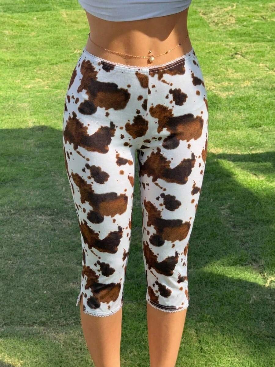 SHEIN EZwear 女士休闲百搭奶牛印花七分紧身裤，适合日常穿着 - 彩色 - 查看 1