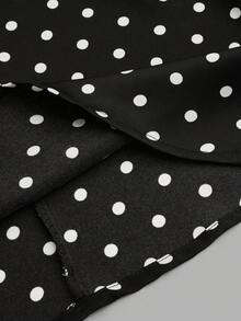 Olithes 女士优雅法式2026春夏度假及日常波点方领A字短裙 - 黑與白 - 查看 7