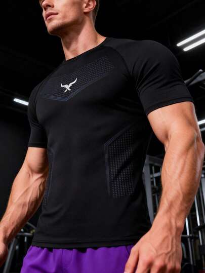 GymBeat Men's Bull Print Raglan Short Sleeve Sports T-Shirt