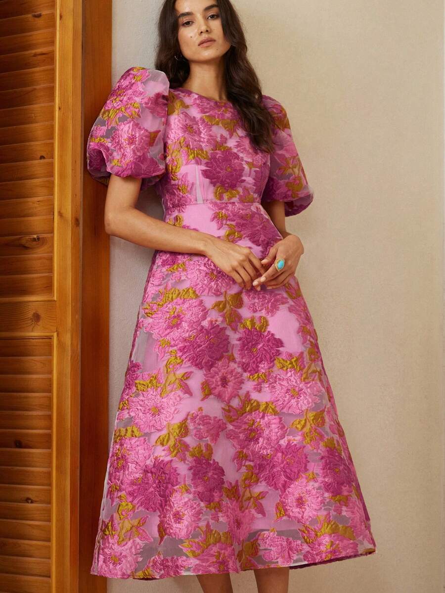 Aveloria Rosie 法式浪漫玫瑰3D立体花卉V领花瓣袖收腰连衣裙（女款） - 粉色 - 查看 1