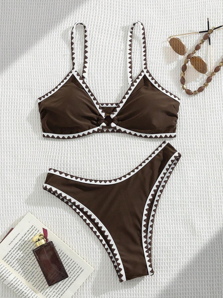 Swim Basics 夏季新款纯色可调节肩带贝壳饰边低腰三角比基尼两件套泳衣套装(女款) - 彩色 - 查看 1