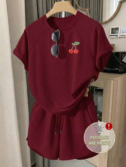 Teen Girl Cherry Print Raglan Short Sleeve T-Shirt And Shorts Casual Set