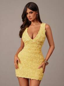 Radiana 优雅浪漫浅黄色3D玫瑰迷你连衣裙，V领修身款，性感短款连衣裙，约会连衣裙，度假连衣裙，适合夜晚、约会、派对、生日、鸡尾酒会、夜总会、海岛度假村、度假等场合，女士生日礼服，女士连衣裙，女士正式连衣裙 - 淡黃色 - 查看 3