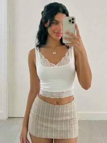 Sweetina Women's Summer Casual Commuting Contrast Lace Fitted Cropped Tank Top - White - View 3