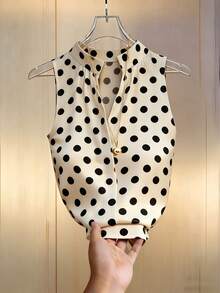 SHEIN Franclia 女士休闲无袖波点印花V领衬衫，女士上衣，女士背心，波点，复古，日常，夏季，度假 - 杏色 - 查看 5