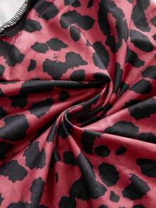 ROMWE Kawaii Trang phục mùa hè cho nữ: Bộ 2 mảnh dáng ôm cổ chữ V thắt nơ, phối ren chấm bi tương phản, áo + chân váy. - Màu Đỏ Sâu - Xem 4