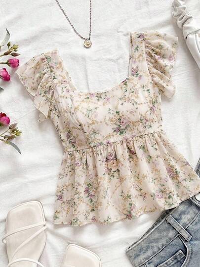 SHEIN VCAY Blusa de vuelo con cuello de corazón y estampado floral para vacaciones de mujer talla grande